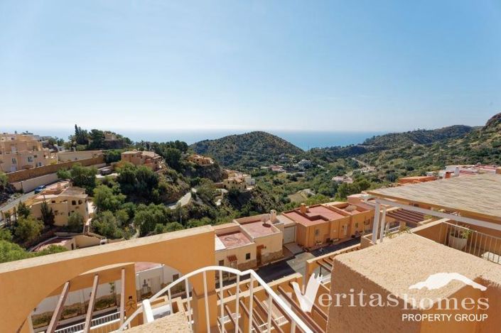 Image No.20-2 Bed Apartment for sale