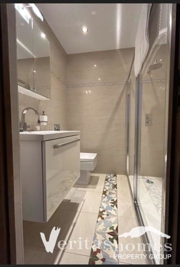 Image No.13-5 Bed Villa for sale