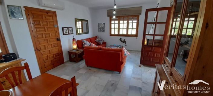 Image No.4-2 Bed Apartment for sale