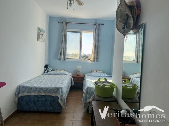 Image No.20-3 Bed Townhouse for sale