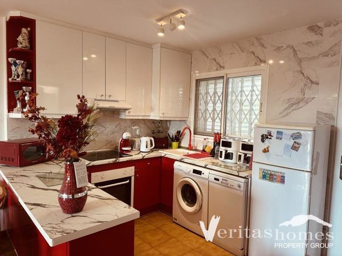 Image No.3-3 Bed Townhouse for sale