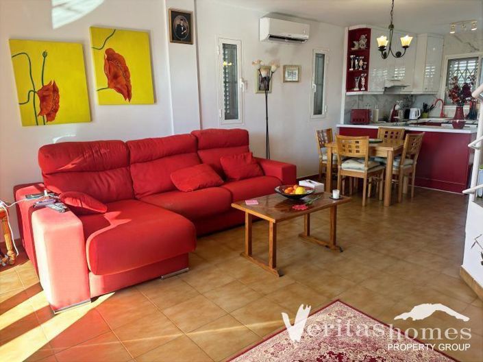 Image No.4-3 Bed Townhouse for sale