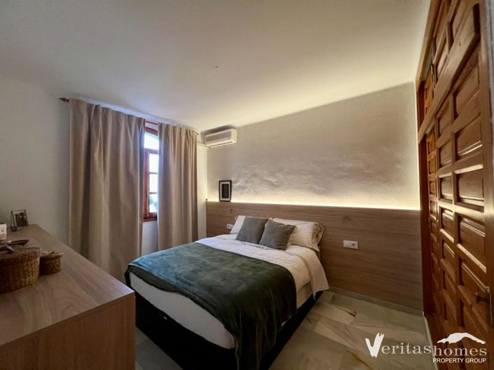 Image No.13-2 Bed Apartment for sale