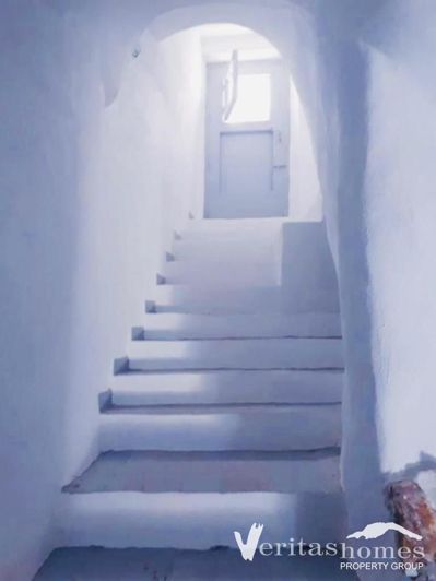 Image No.7-1 Bed Village House for sale