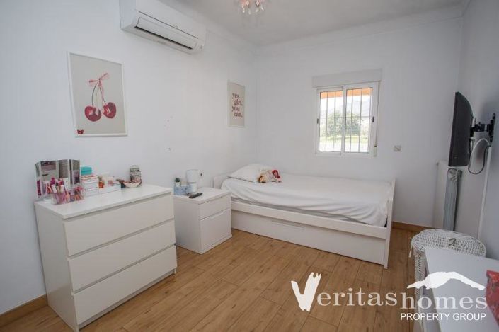 Image No.15-3 Bed Villa for sale