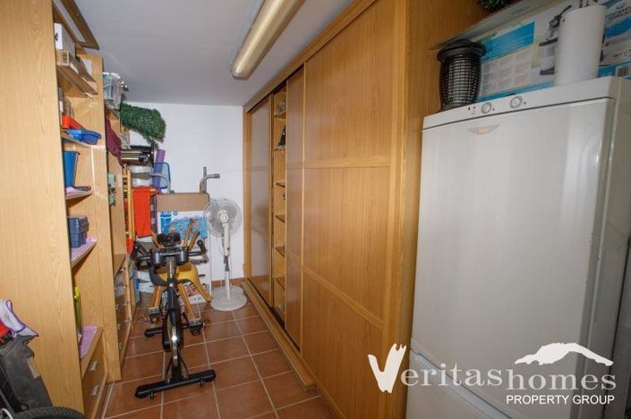 Image No.19-3 Bed Villa for sale
