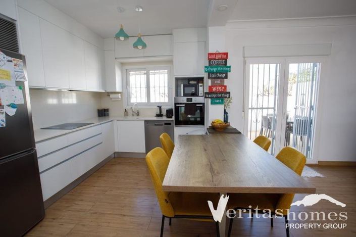 Image No.7-3 Bed Villa for sale