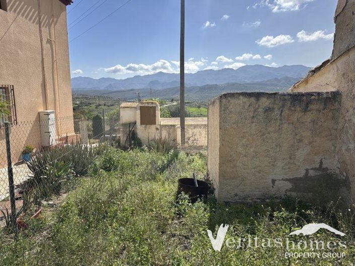 Image No.17-2 Bed Country House for sale