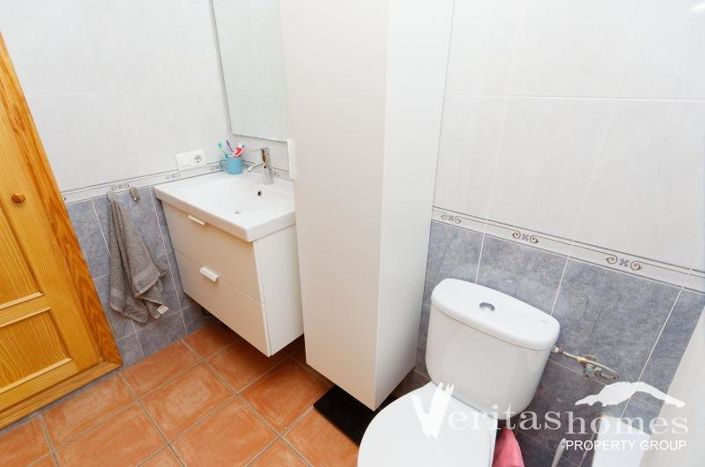 Image No.17-2 Bed Apartment for sale