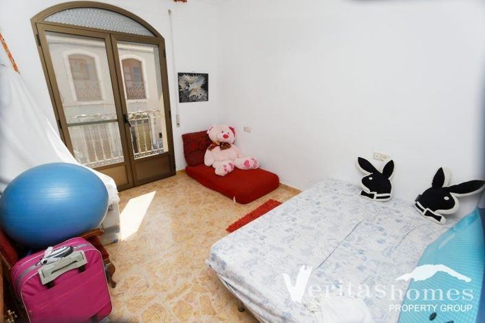 Image No.18-6 Bed Villa for sale