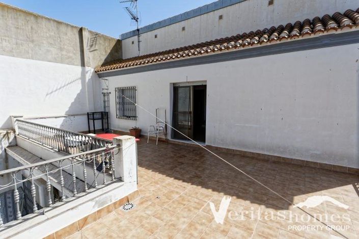 Image No.6-6 Bed Villa for sale