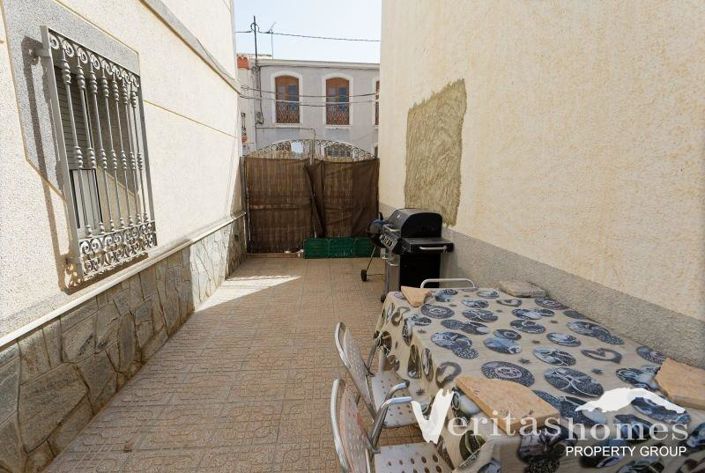 Image No.9-6 Bed Villa for sale