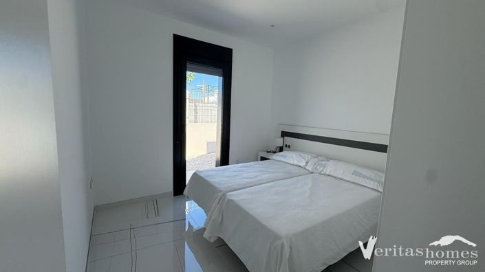 Image No.10-3 Bed Villa for sale