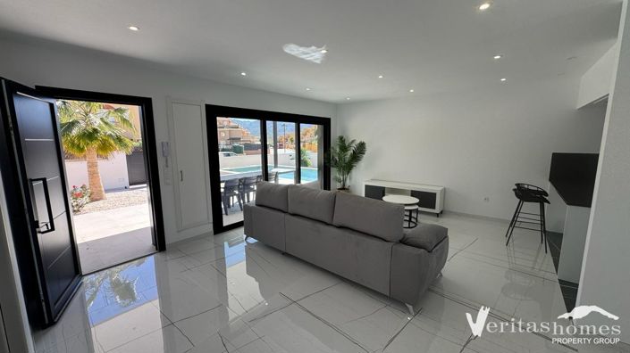 Image No.20-3 Bed Villa for sale