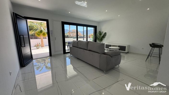 Image No.4-3 Bed Villa for sale