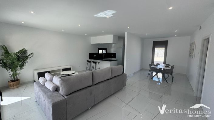 Image No.5-3 Bed Villa for sale