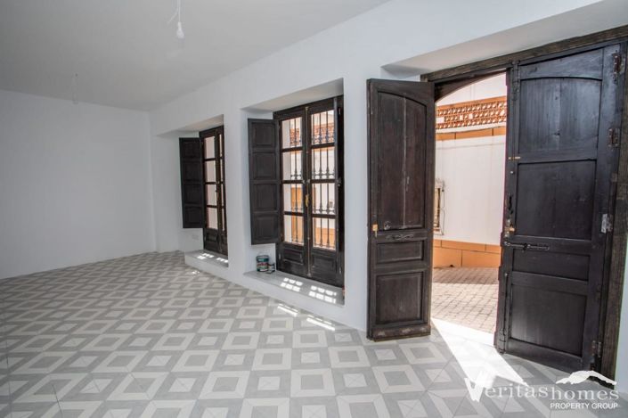 Image No.21-3 Bed Village House for sale