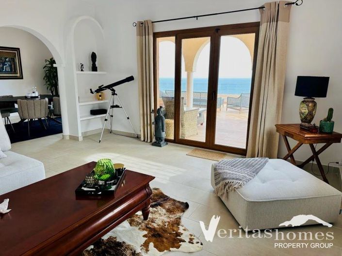 Image No.4-3 Bed Villa for sale