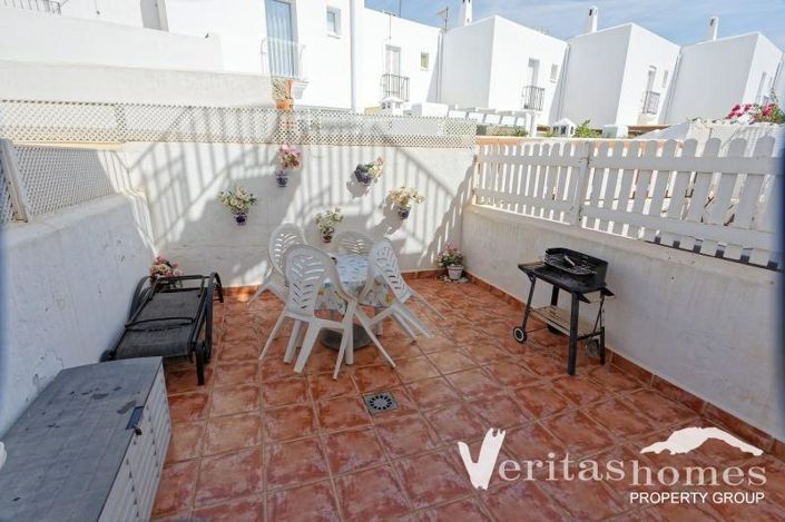 Image No.14-2 Bed Townhouse for sale