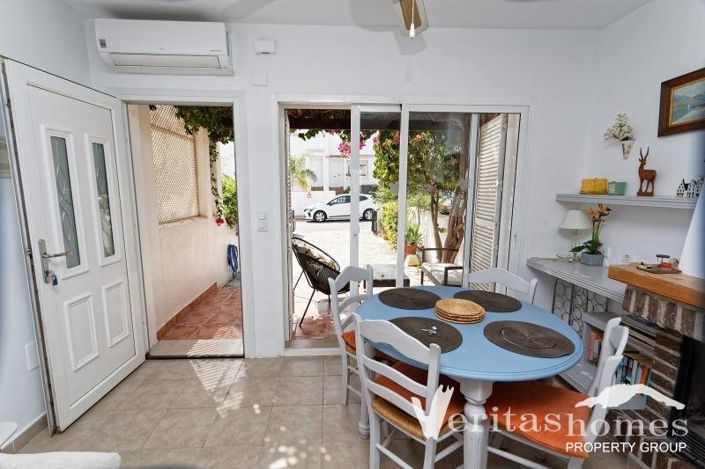 Image No.5-2 Bed Townhouse for sale