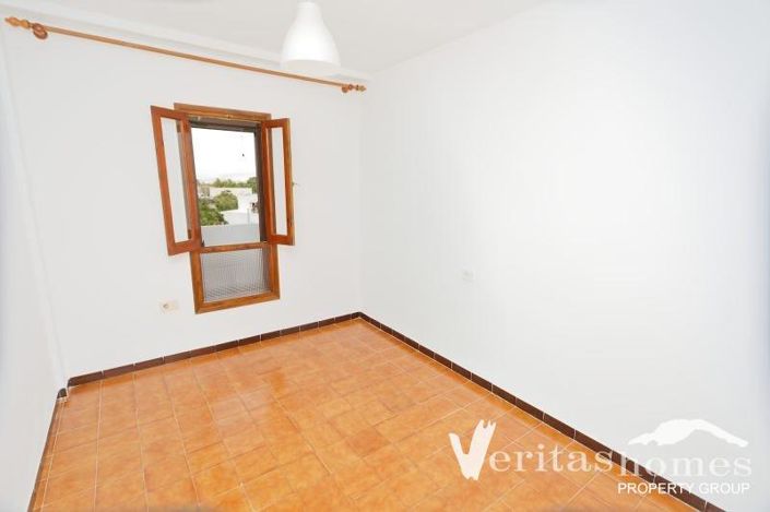 Image No.9-3 Bed Apartment for sale