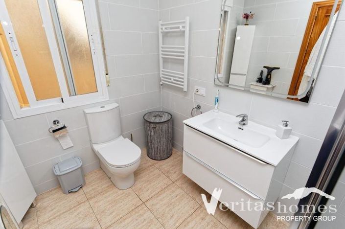 Image No.18-3 Bed Apartment for sale