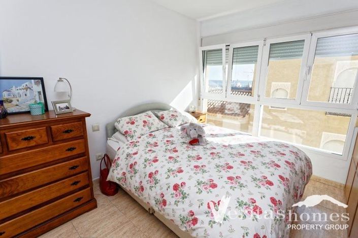 Image No.8-3 Bed Apartment for sale