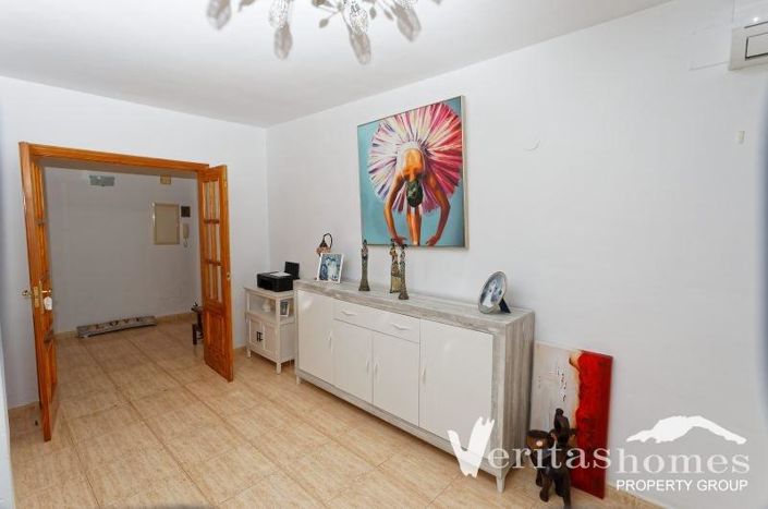 Image No.10-3 Bed Apartment for sale