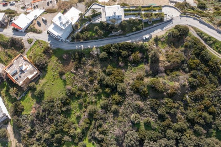 Image No.6-3 Bed Land for sale