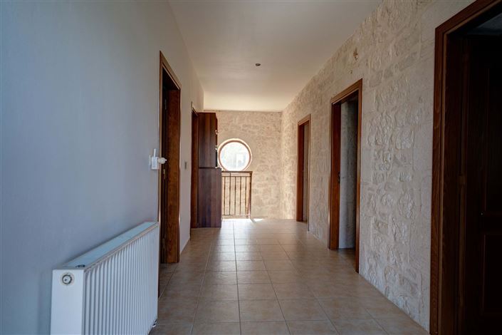 Image No.11-3 Bed Village House for sale