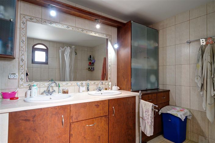 Image No.16-3 Bed Village House for sale