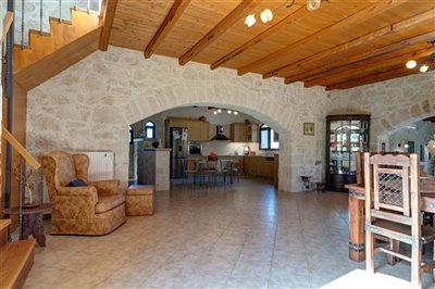 elxis-at-home-in-greece-crete-stone-house-52