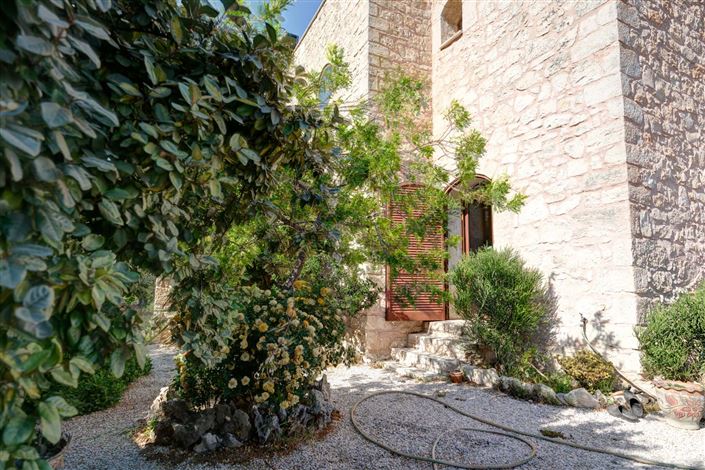 Image No.24-3 Bed Village House for sale