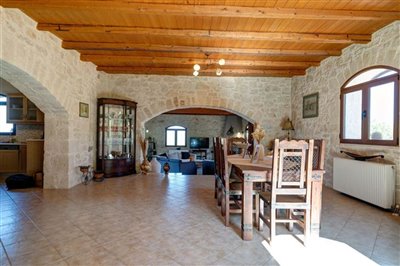 elxis-at-home-in-greece-crete-stone-house-60