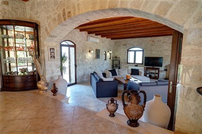 elxis-at-home-in-greece-crete-stone-house-64
