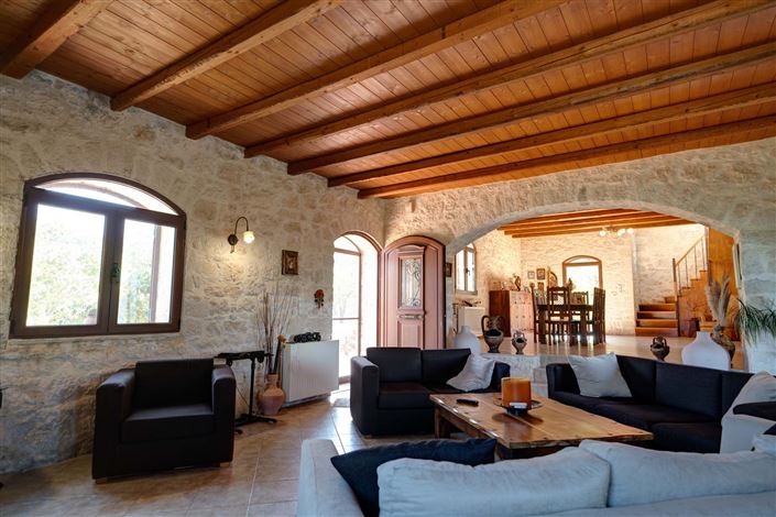 Image No.7-3 Bed Village House for sale