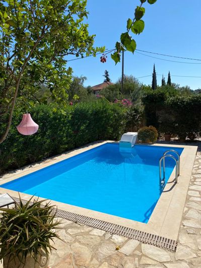 Image No.5-4 Bed Village House for sale