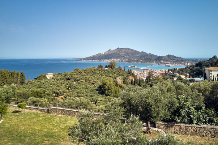 Image No.28-10 Bed Village House for sale