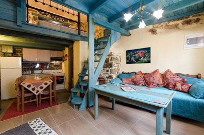 elxisathomeingreecelasithi-traditional-studio