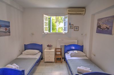 elxis-naxos-house-for-sale-at-home-in-greece3