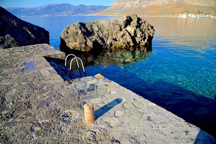 Image No.23-6 Bed Village House for sale