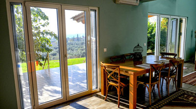 elxis-at-home-in-villa-riza40