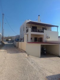 elxis-at-home-in-greece-home-syros4