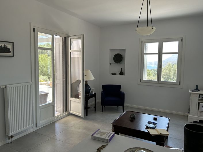 Image No.5-2 Bed Villa for sale