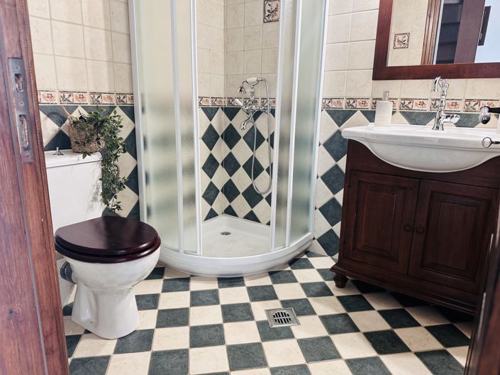 Image No.22-5 Bed Villa for sale