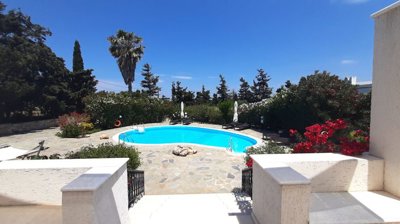 elxis-at-home-in-greece-villa-in-naxos-aegean