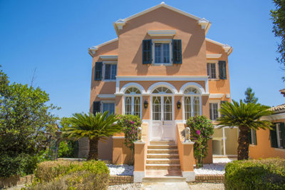 elxis-at-home-in-greececorfustatelyvilla1