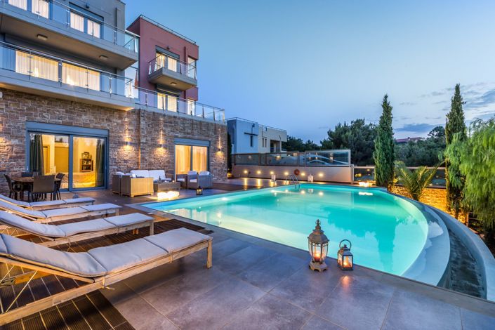 Image No.29-Villa de 7 chambres à vendre à Grèce centrale