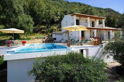 elxis-at-home-in-greece-villa-olivia-ano-kora