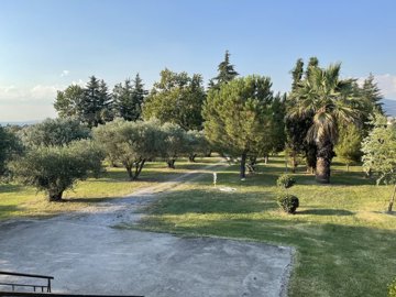elxis-at-home-in-greece-country-home-in-thess